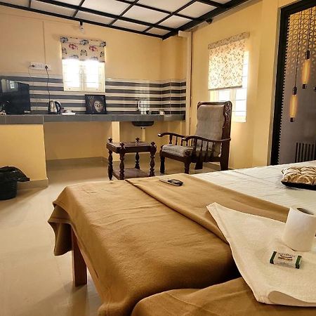 Frangipani Holiday Home Fort Kochi Екстер'єр фото