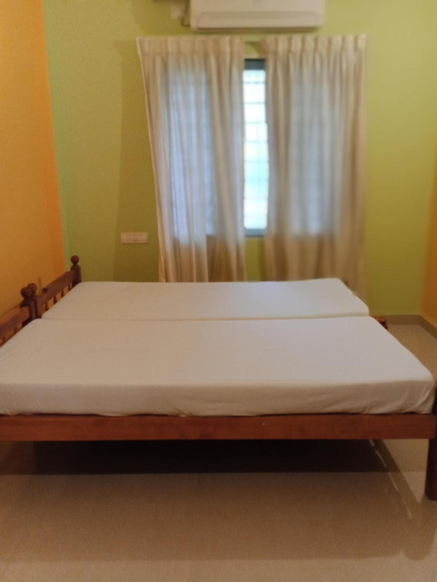 Frangipani Holiday Home Fort Kochi Екстер'єр фото